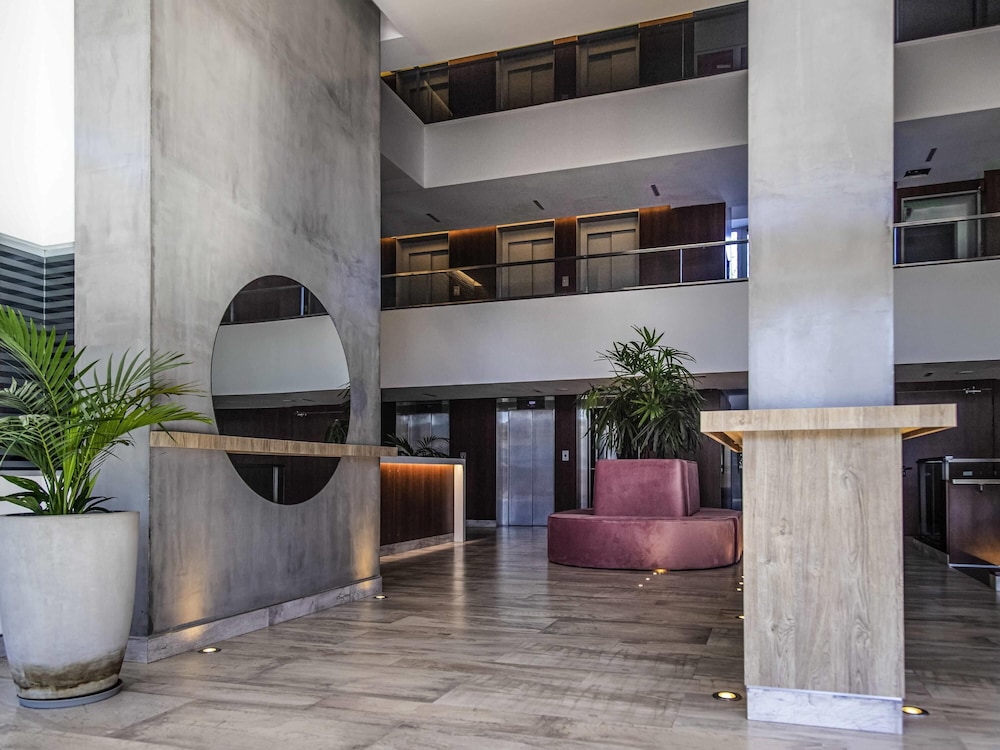 Mercure Rosario 44/58