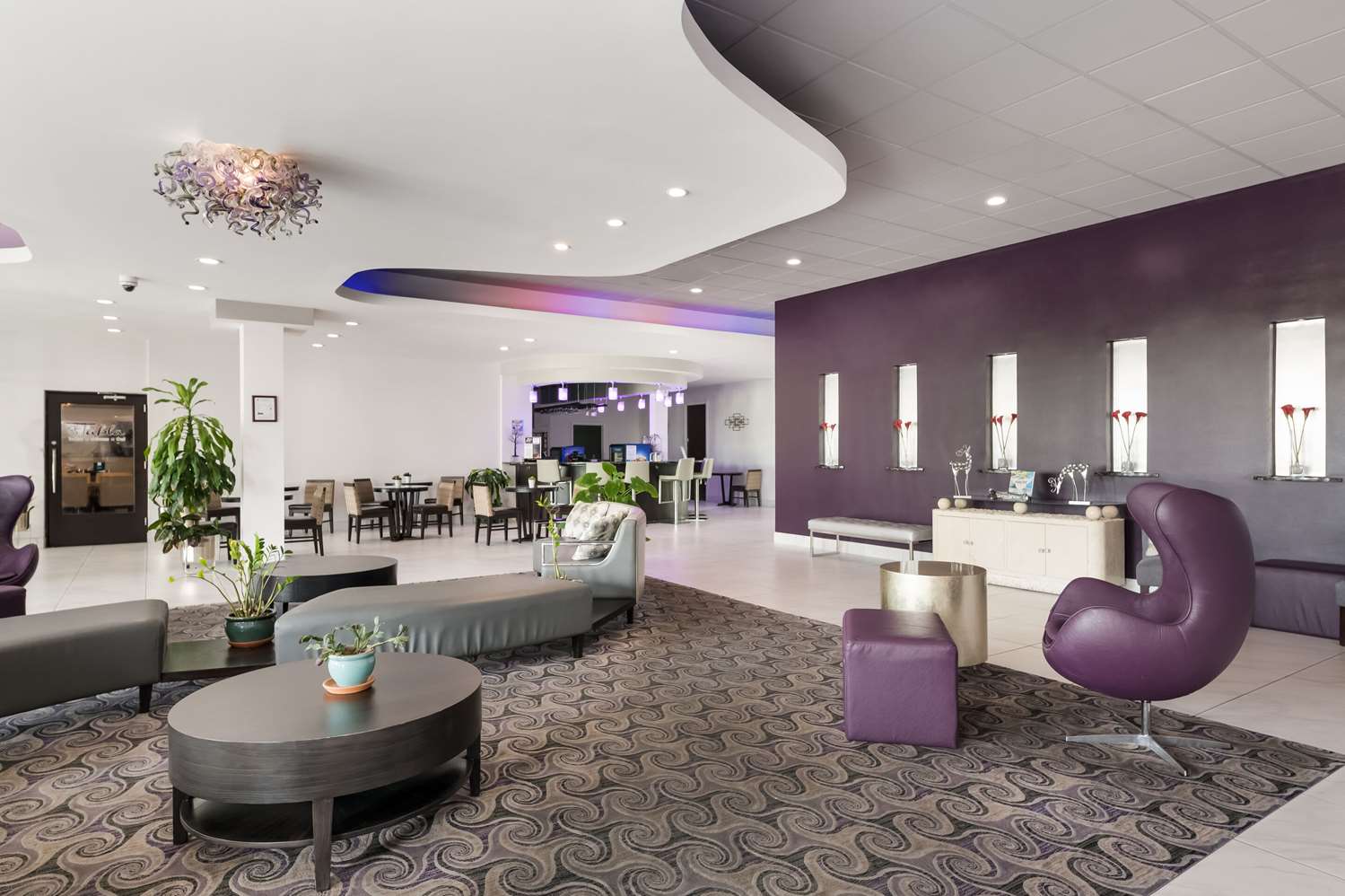 Clarion Inn & Suites Across From Universal Orlando Resort photo5