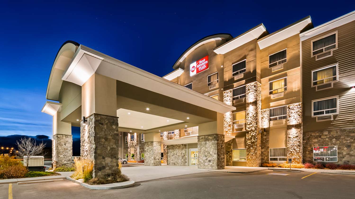 Best Western Plus Okotoks Inn and Suites 11/11