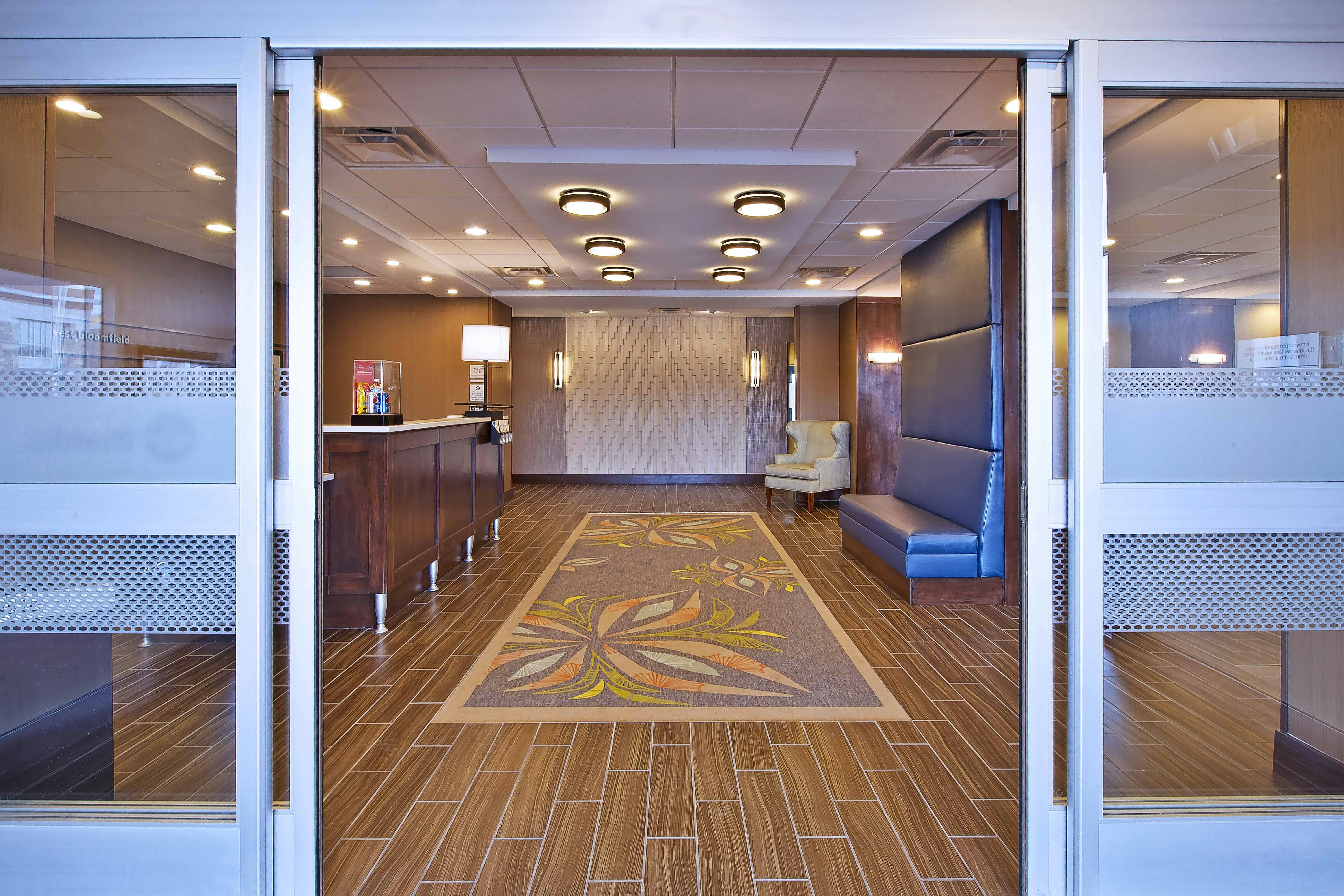 Hampton Inn West Bloomfield Novi 4/43