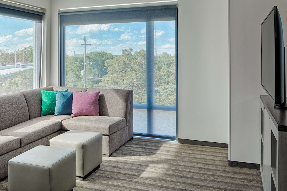 Hyatt House Columbus/OSU-Short North 25/50