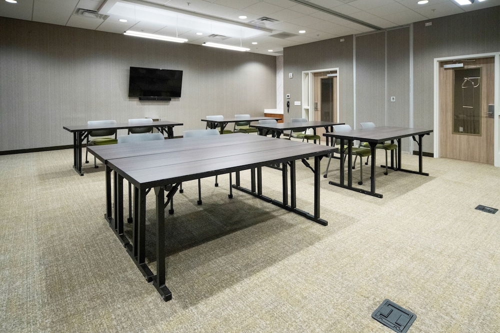 SpringHill Suites by Marriott Kenosha 43/49