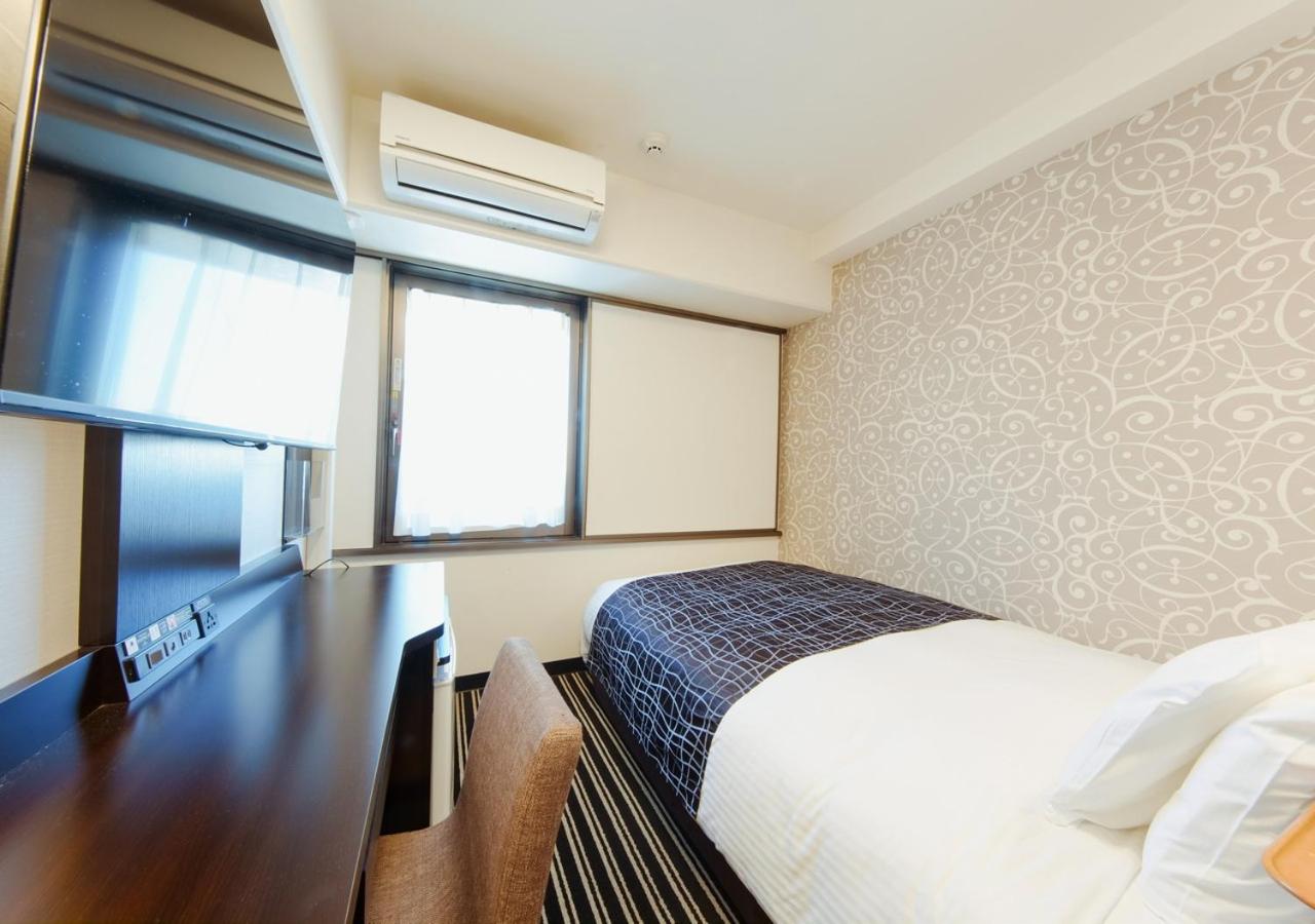 Semi Room, Single, Semi Double Bed, Smoking