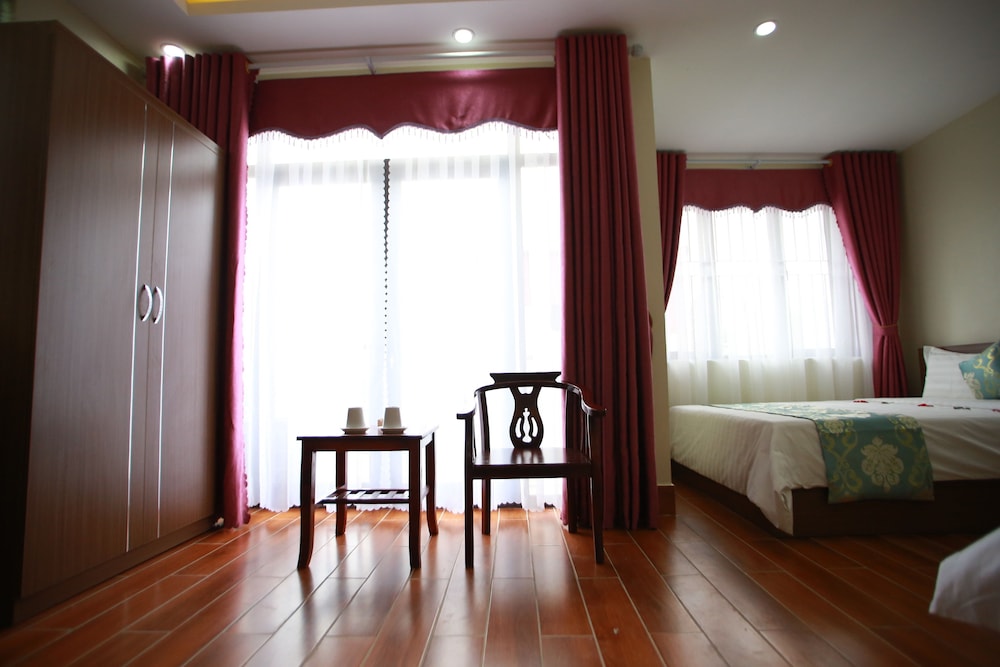 Family Hotel Soc Son 40/69