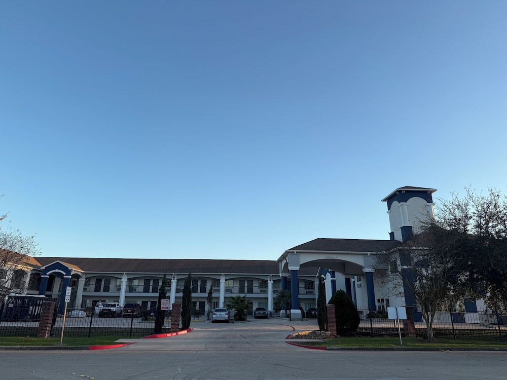 Regency Inn & Suites Baytown 5/62