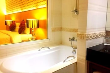 Grand Lord (Boutique) Hotel 57/59