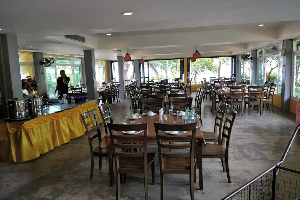 Bacchus Home Resort 52/77