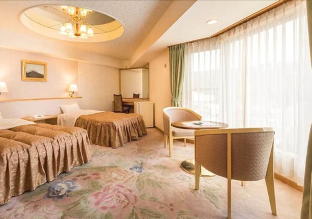New Akan Hotel 32/41