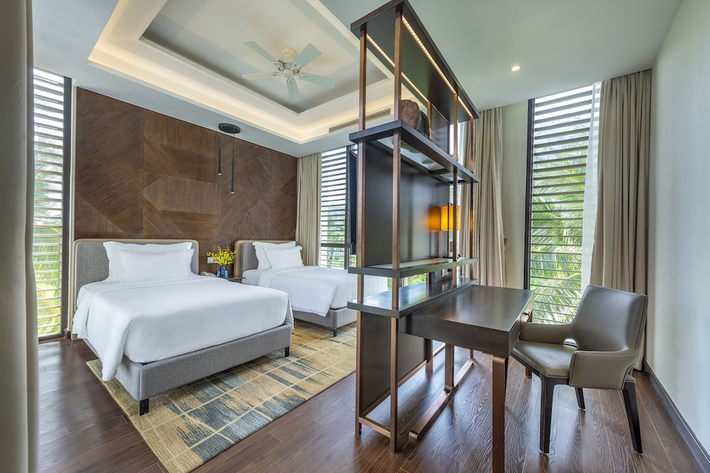 Vinpearl Resort and Golf Nam Hoi An 26/78
