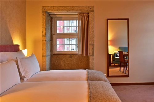 Plaza, Double Bed