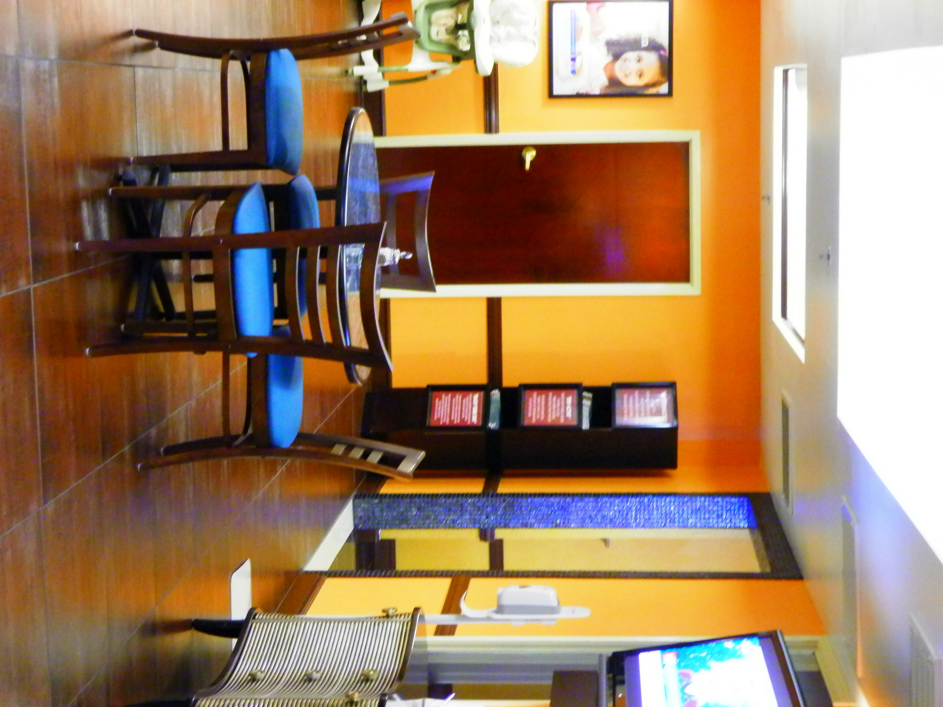 Holiday Inn Express Suites Hinesville East Fort Stewart 36/50