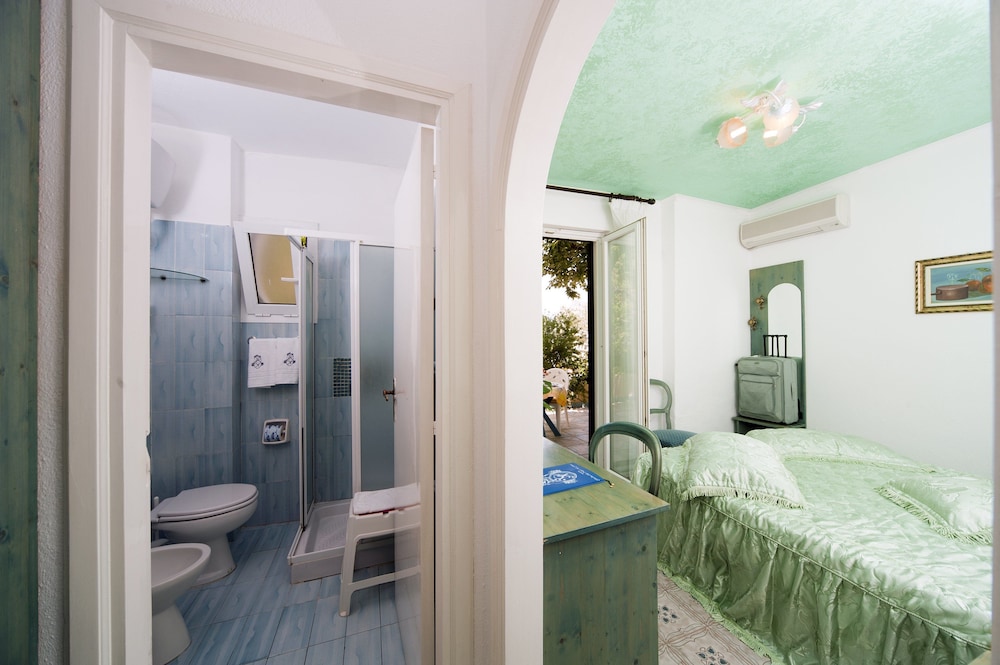 Giardino Delle Ninfe E La Fenice 30/64