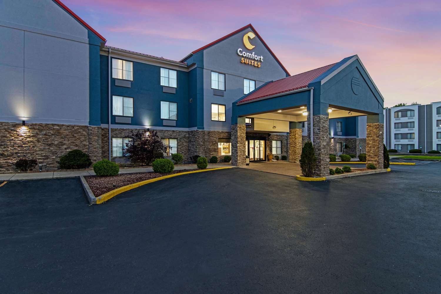 Comfort Suites Near I-80 And I-94 39/39