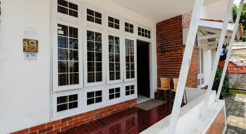 RedDoorz near Moro Mall Purwokerto 5/43