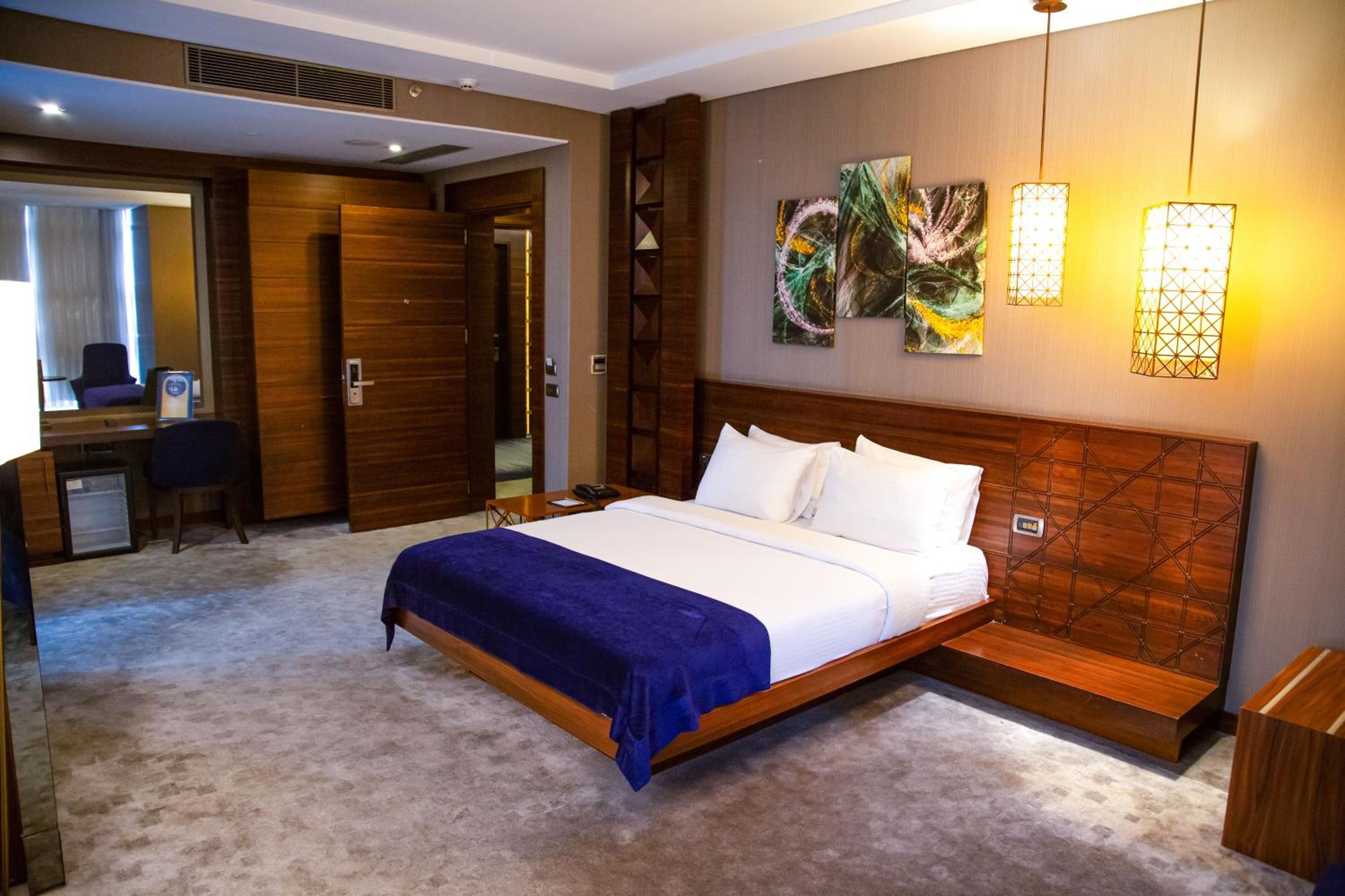 جناح عائلي بسرير مزدوج بغرفتي نوم، Gold Majesty Hotel 4/11