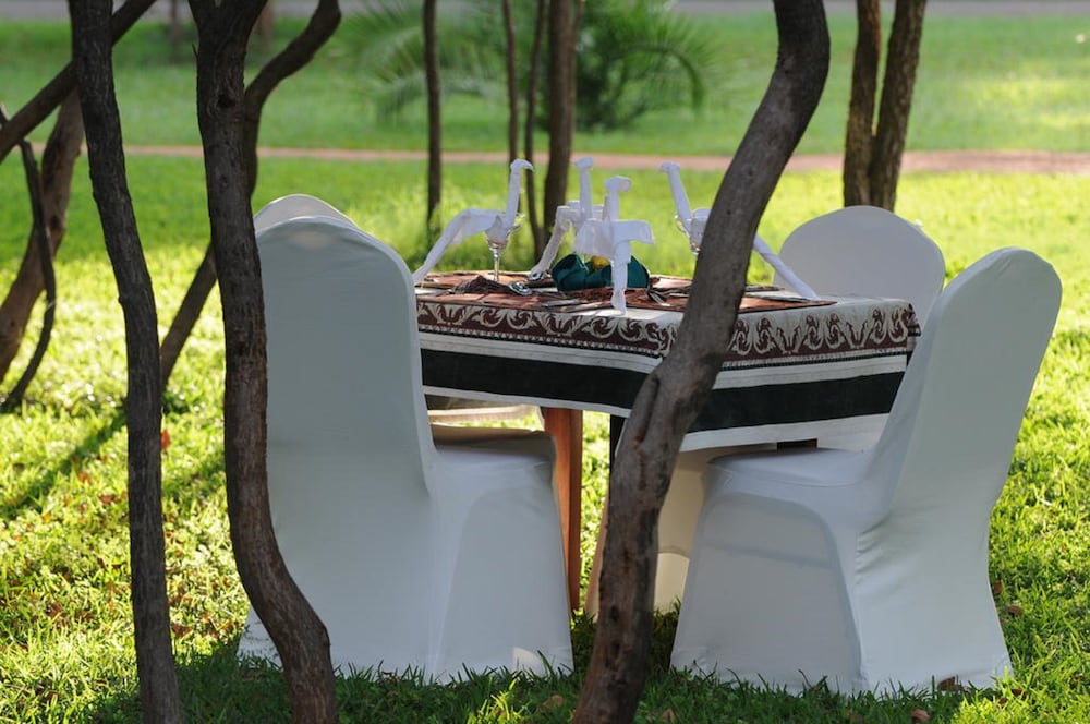 Kaazmein Lodge 24/27
