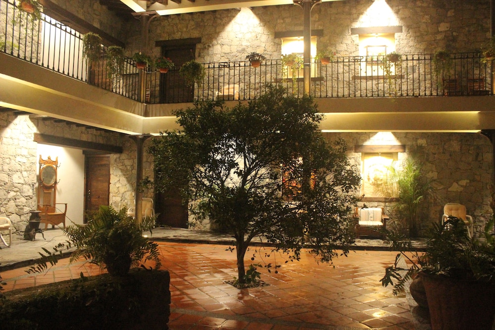 La Casona de Don Porfirio 58/66