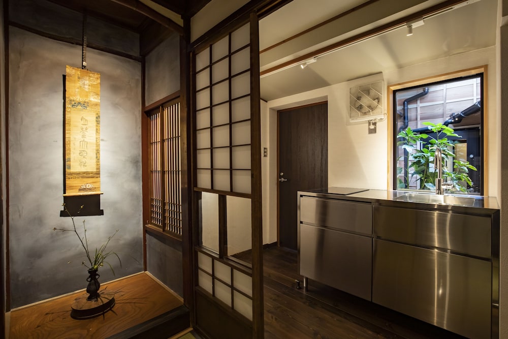 Kanazawa Machiya Kenroku [VR] 18/19