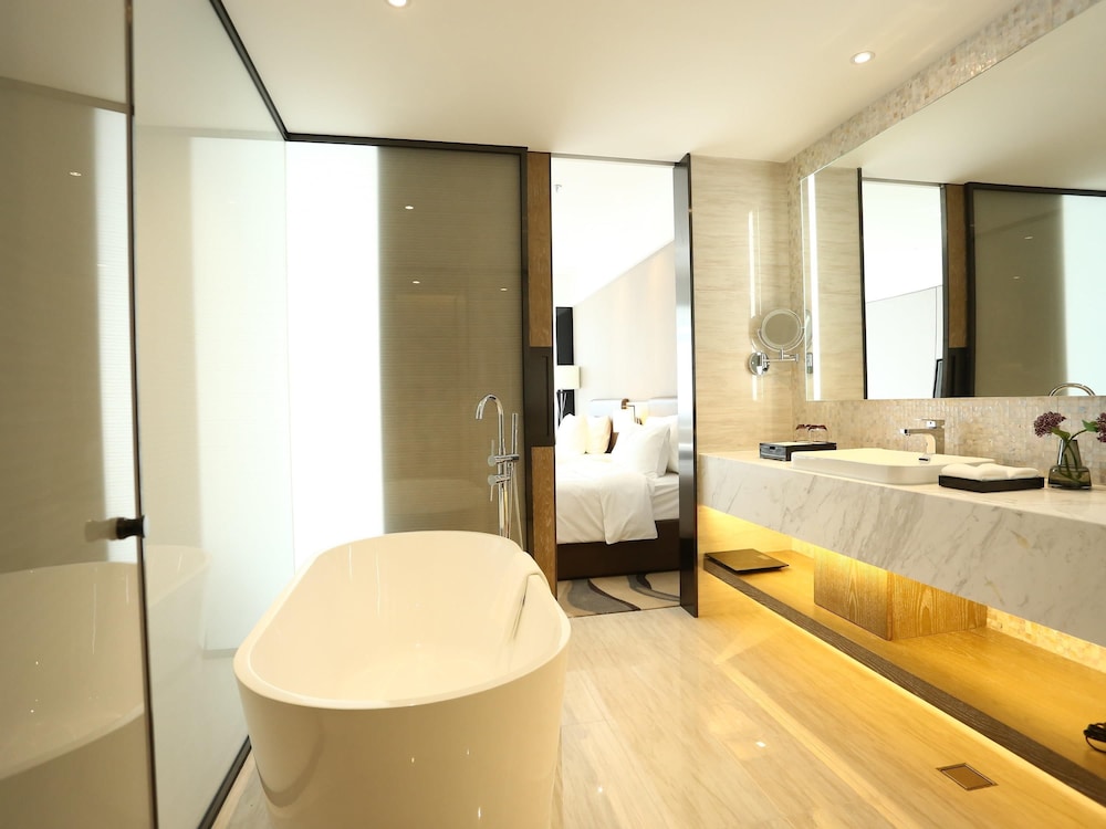 Mercure Panjin 56/58