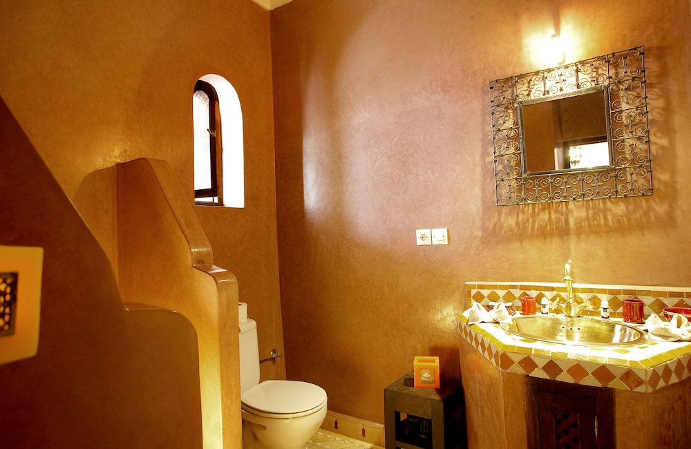 RIAD DJEMANNA 31/35