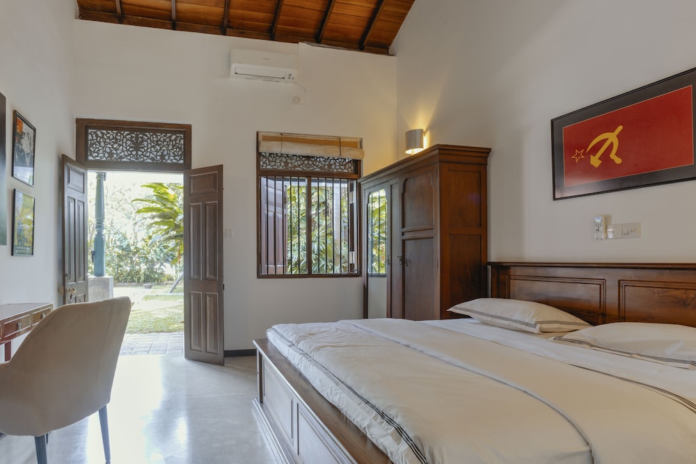 Villa Republic Bentota 5/50