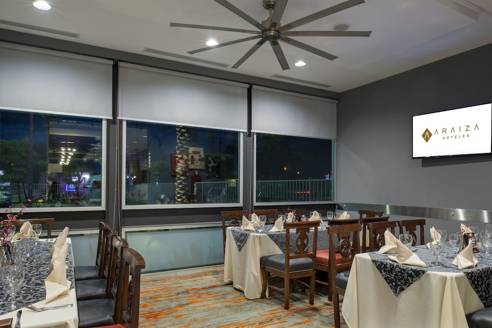 Hotel Araiza San Luis 57/74
