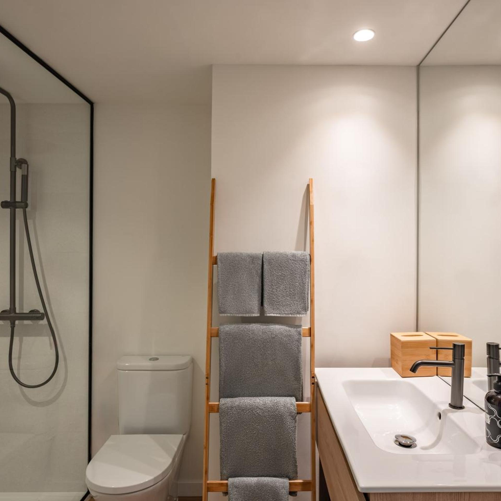 Innside, Single Bed، Hotel San Sebastian Orly, Affiliated by Melia 6/6