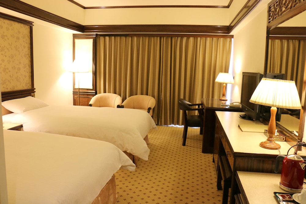 Kings Town Hotel 24/41
