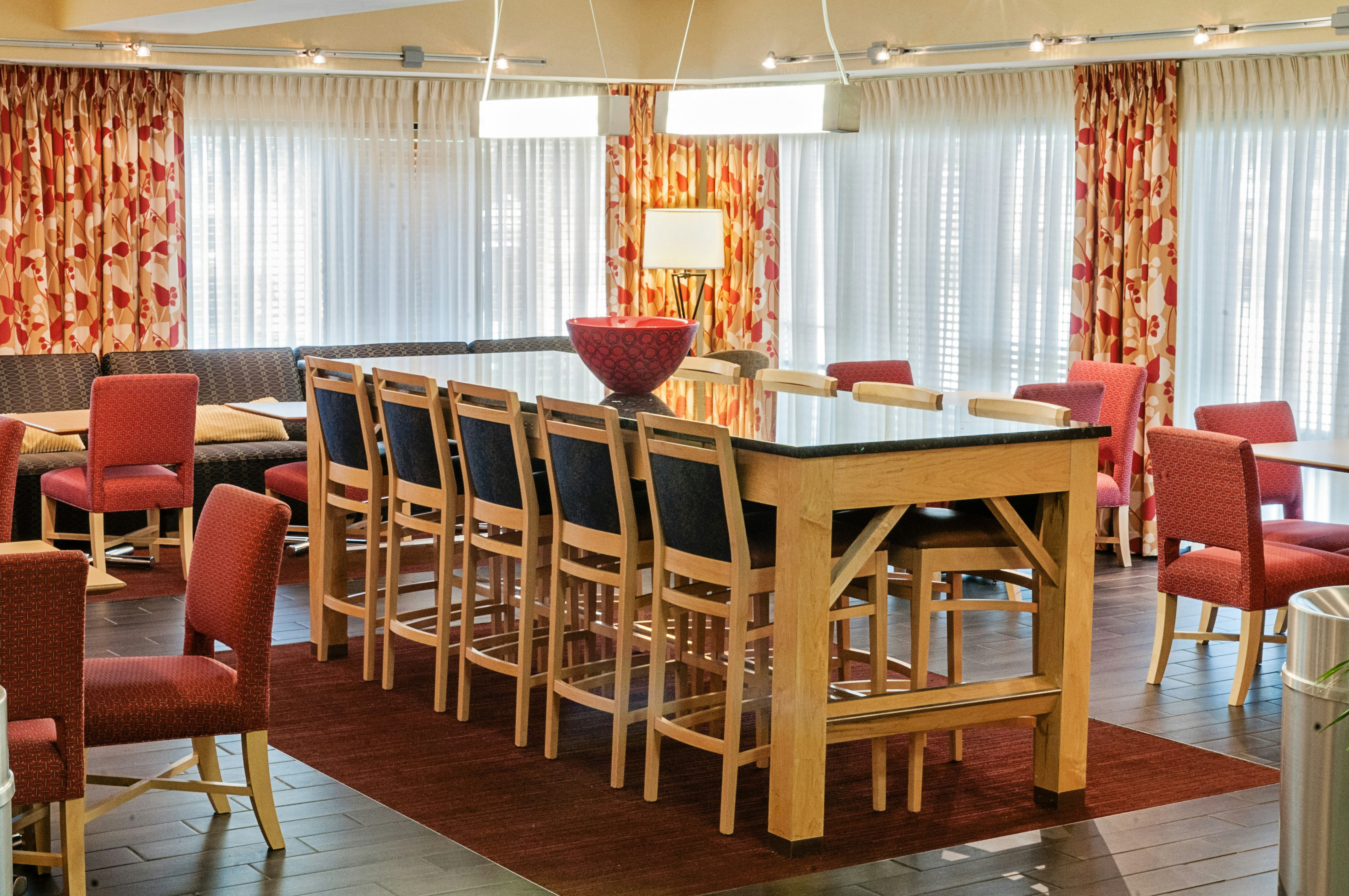Hampton Inn Louisville-Airport 44/56
