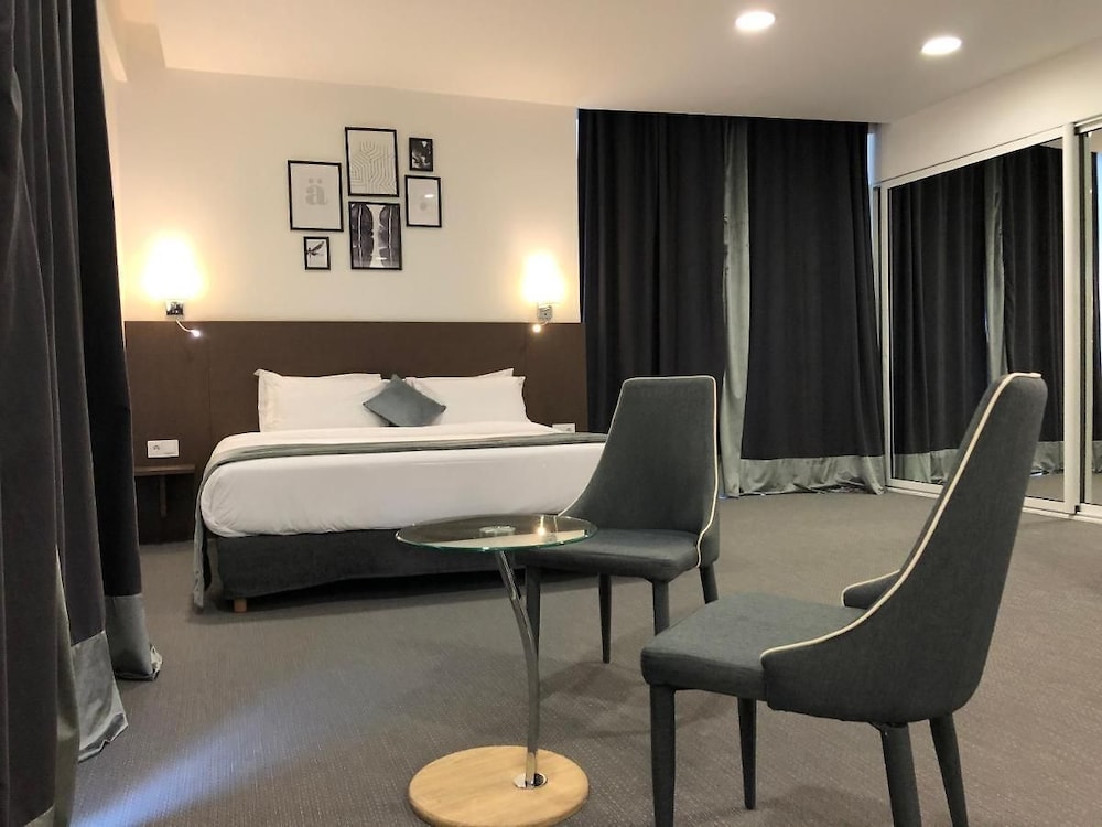 Vendome Khaled Hotel 11/37