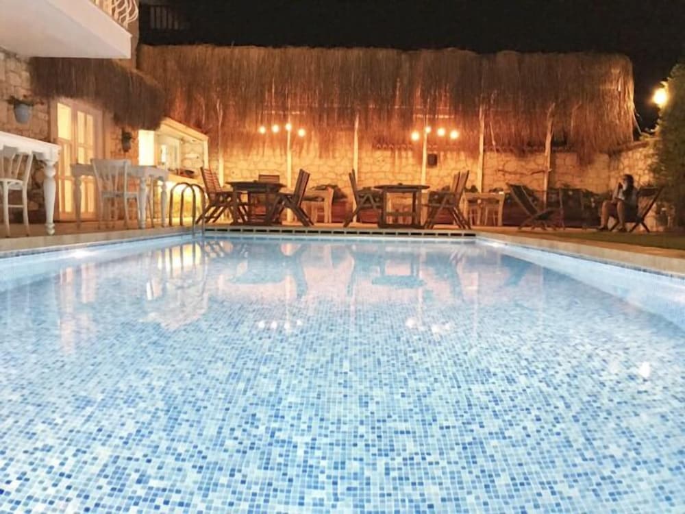 Alacati Roka Tas Otel 15/29