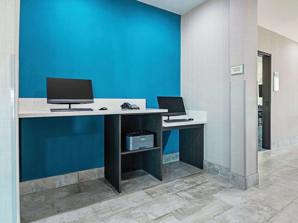 La Quinta Inn Suites By Wyndham Dallas Wylie 12/44