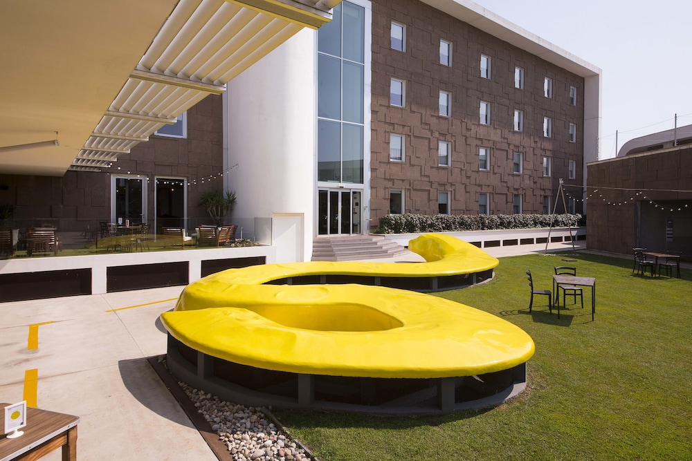 Aiden by Best Western JHD Dunant Hotel 28/33