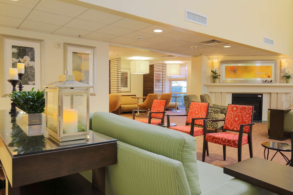 Hilton Garden Inn Dallas/Market Center 34/53