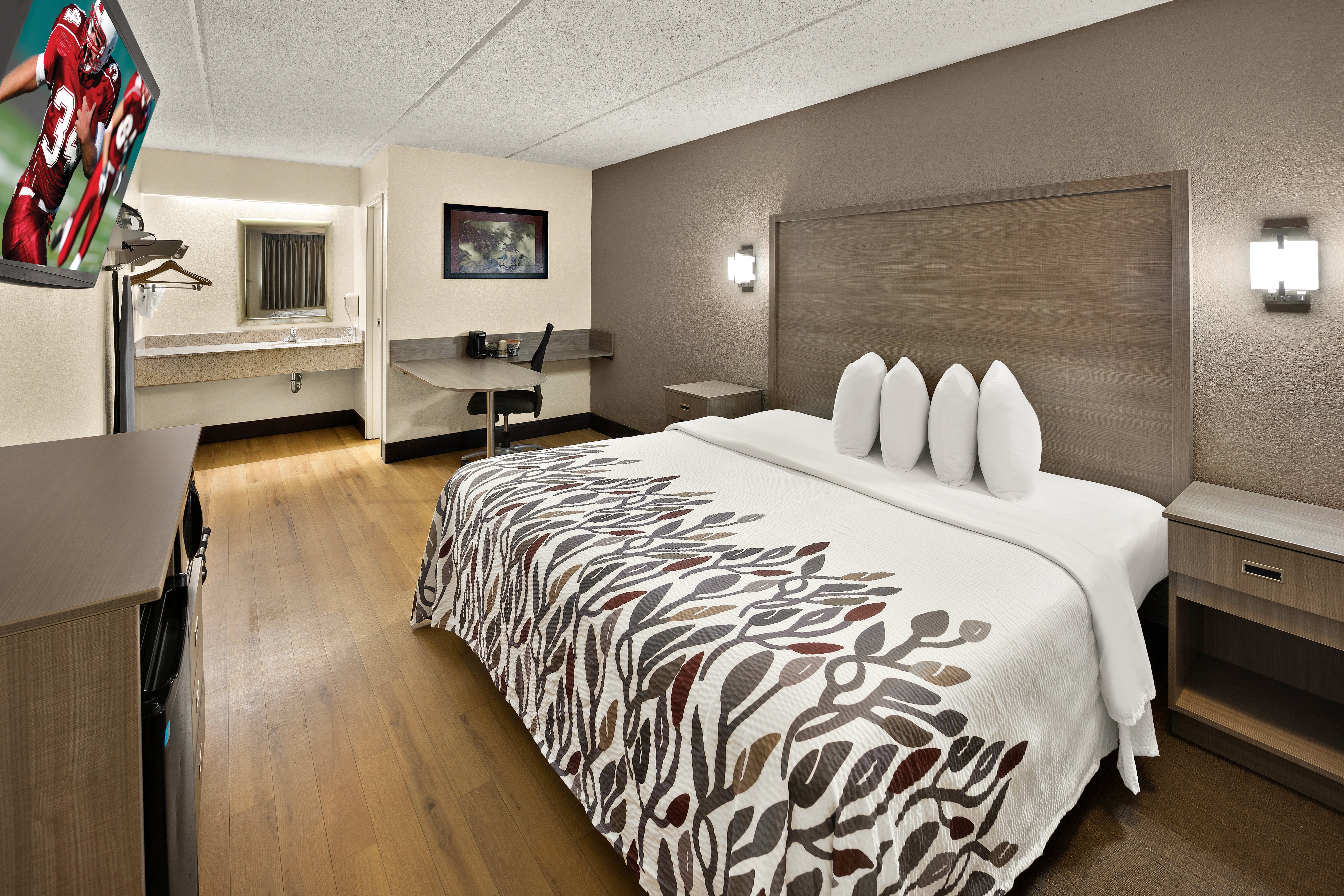 NON-SMOKING SUPERIOR 1 KING BED, MICRO-FRIDGE