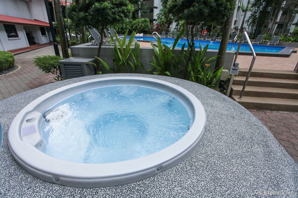York Hotel Singapore 30/50