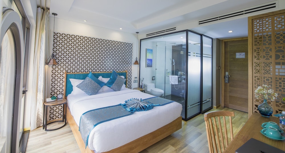 Brilliant Majestic Hotel 24/50