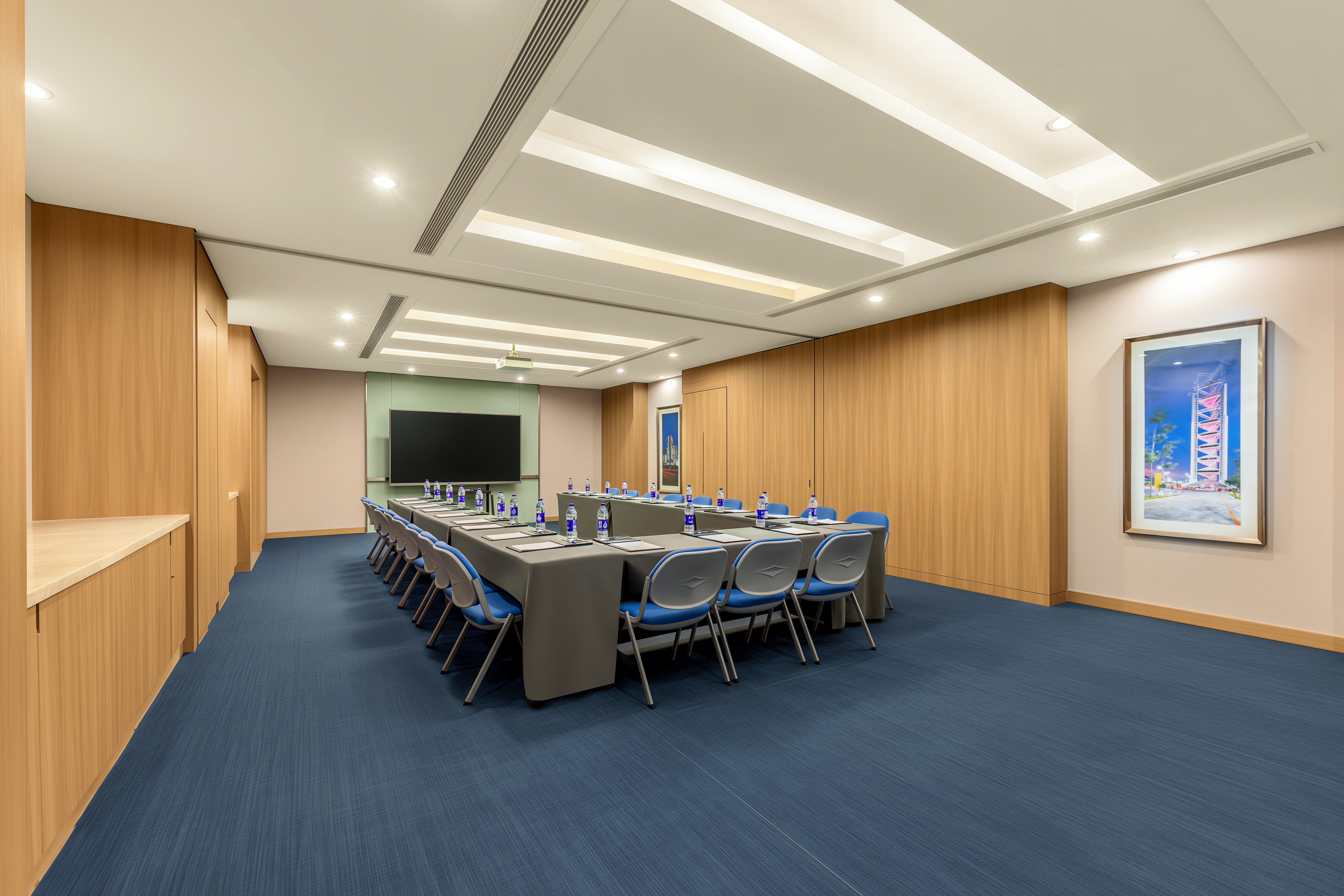 Holiday Inn Express Beijing Airport Zone 42/50