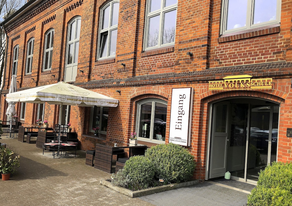 Hotel Volksschule 5/66