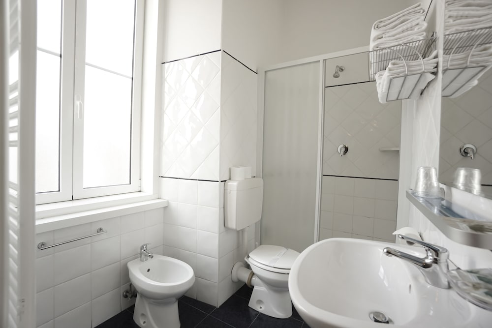 Nuovo Albergo Centro 44/50