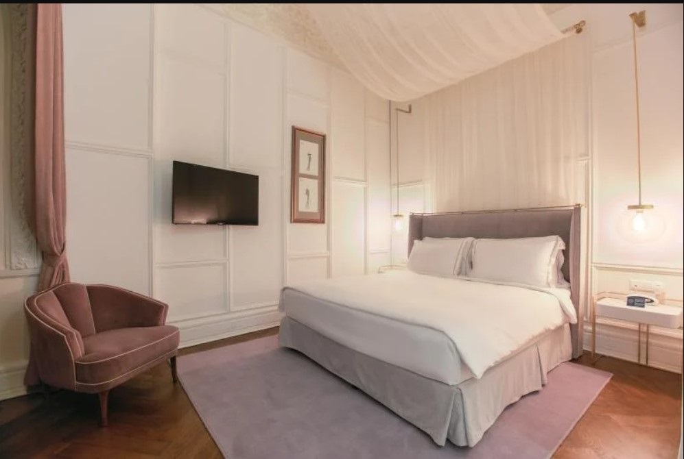Deluxe Garden View Room