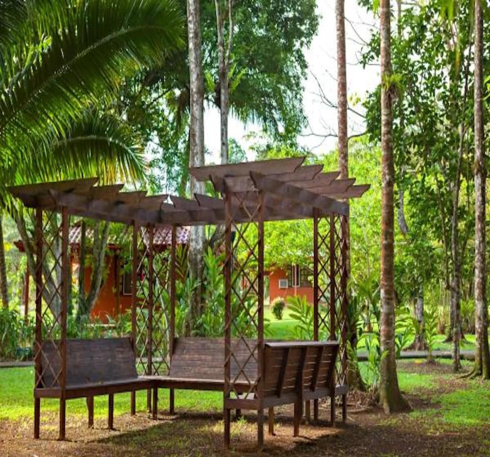 Cano Negro Natural Lodge 40/50