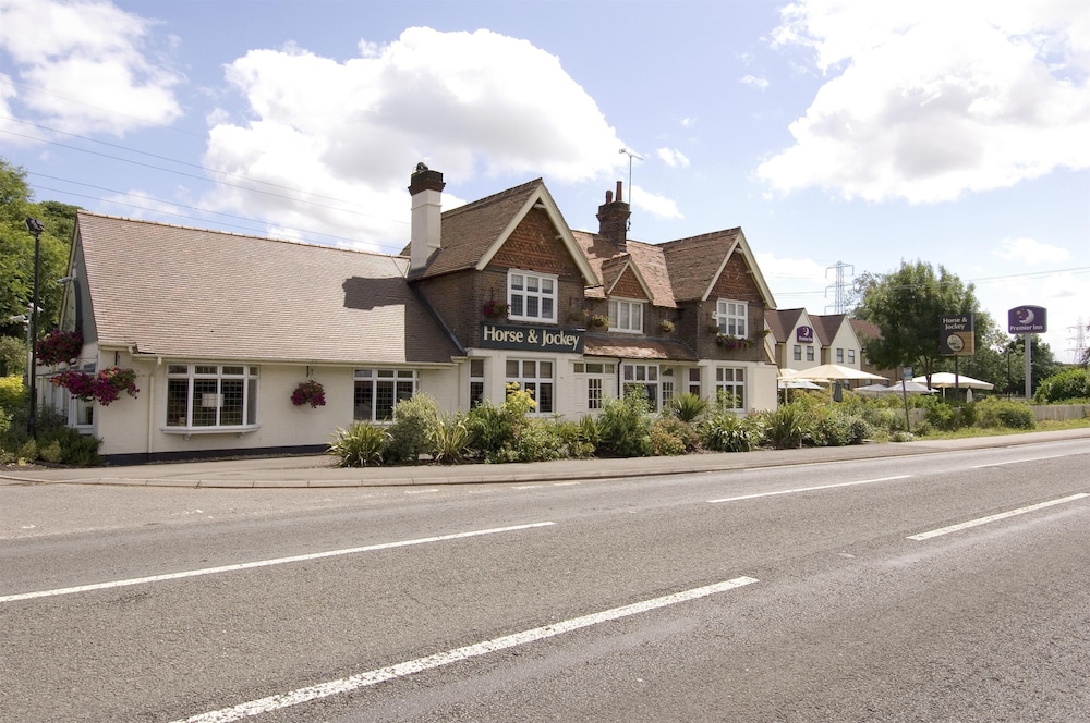 Premier Inn Dunstable South A5 in DUNSTABLE - UK
