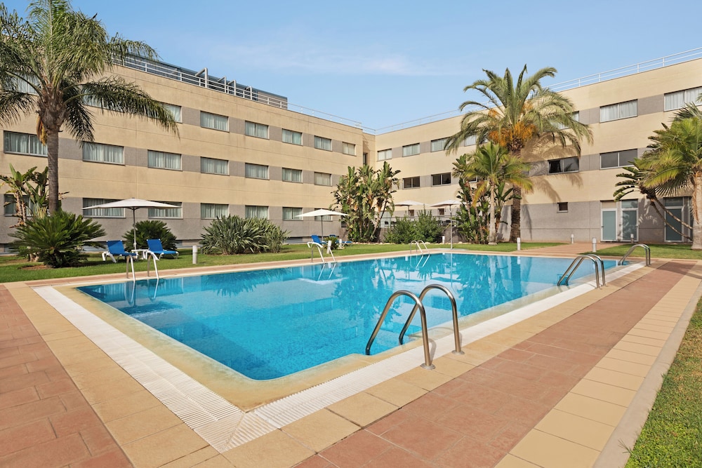 Ramada by Wyndham Valencia Almussafes 4/56