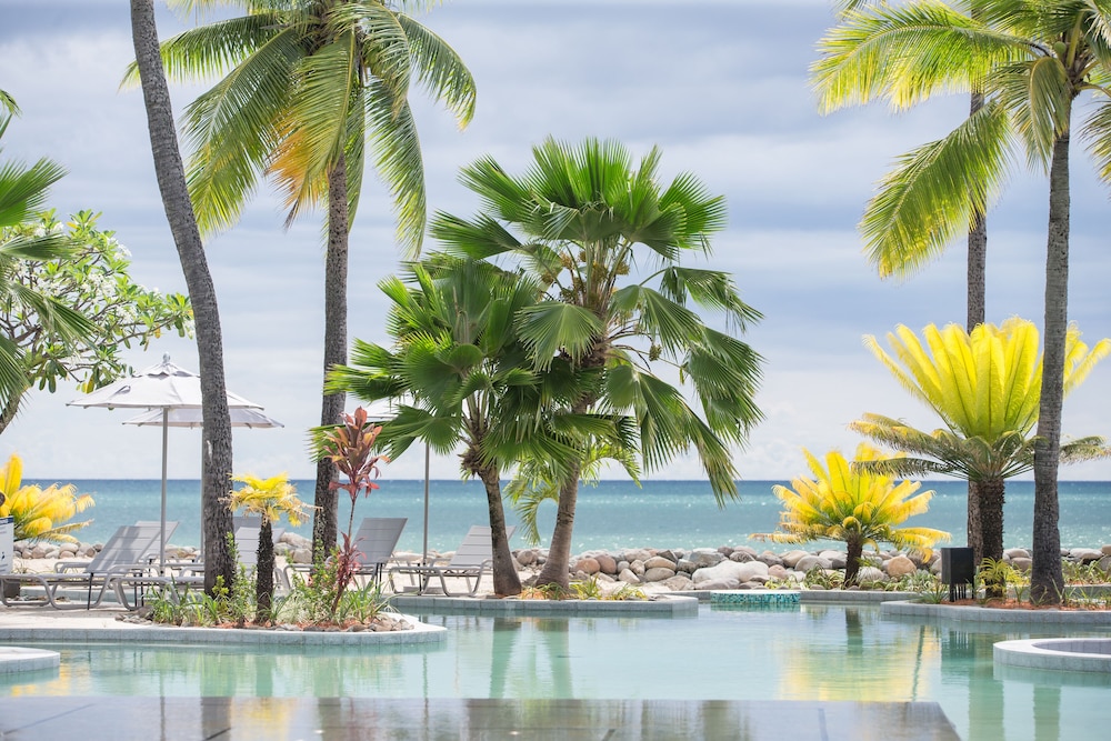 Sheraton Fiji Golf and Beach Resort 13/37