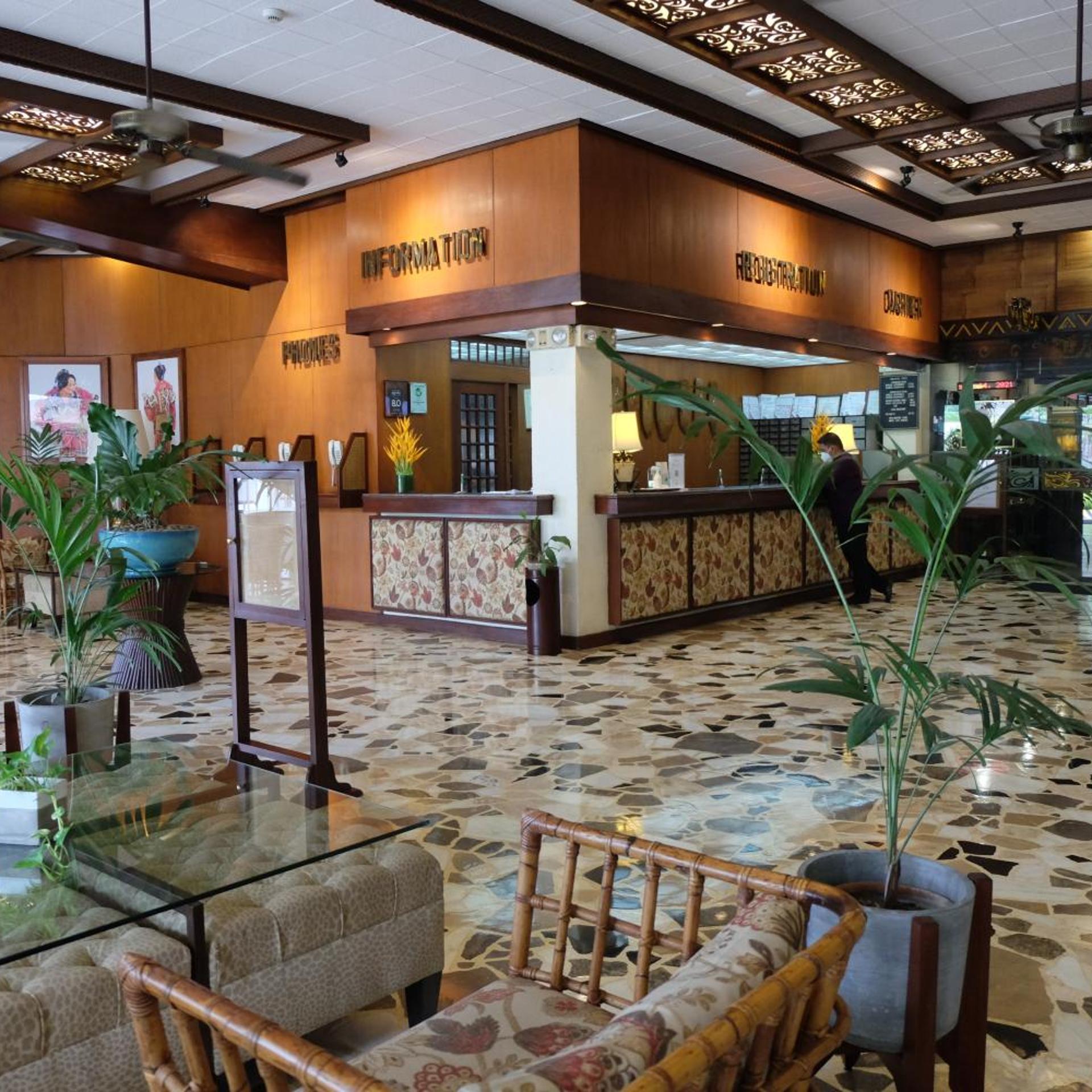 Oasis Hotel 3/39