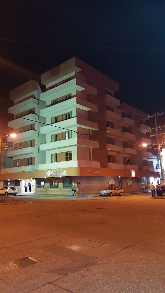 Hotel Valgrande 2/68