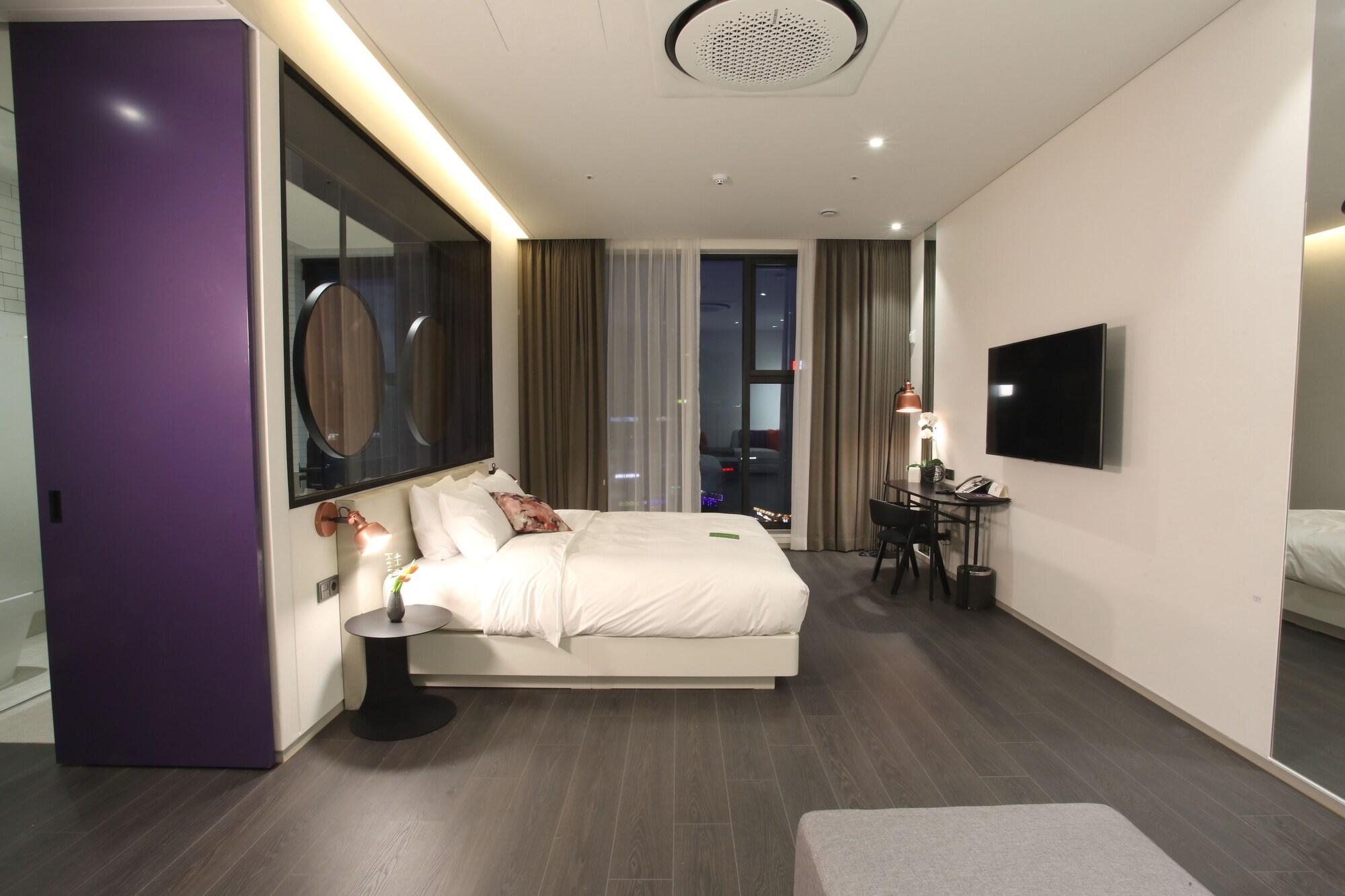 Orchid Hotel 16/50