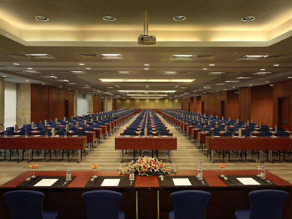 NOVOTEL HYDERABAD CONVENTION CENTRE 63/73