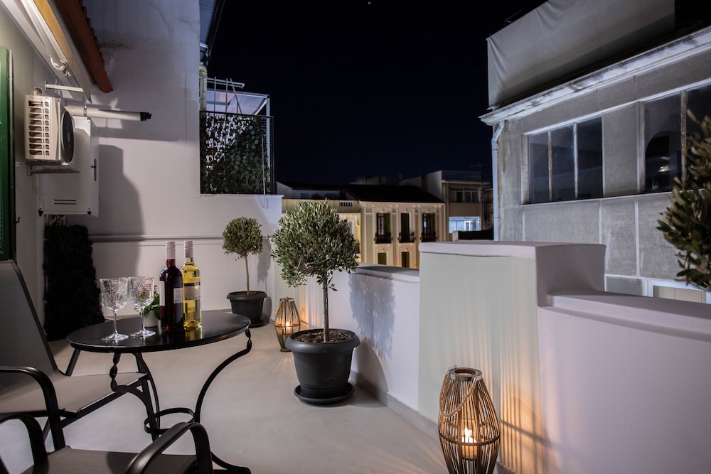 Pandrosos Divine Suites 39/47